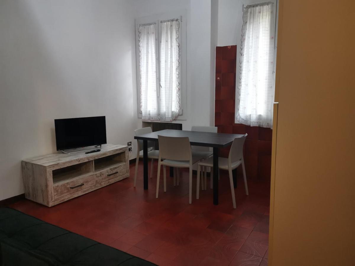 Res Clara Apartment ปาโดวา ภายนอก รูปภาพ